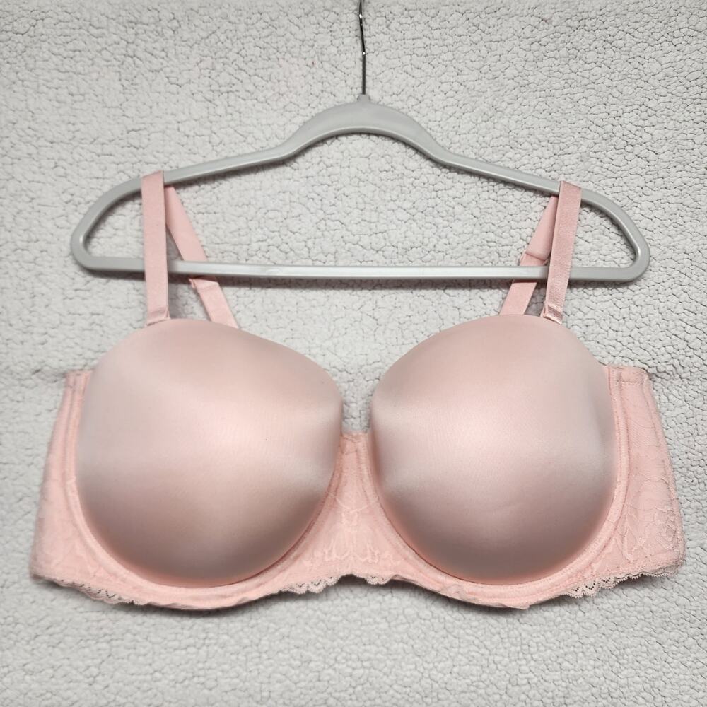 Torrid Lightly Lined Smooth Strapless Bra Size 48DD Pink Lace Trim 10088324